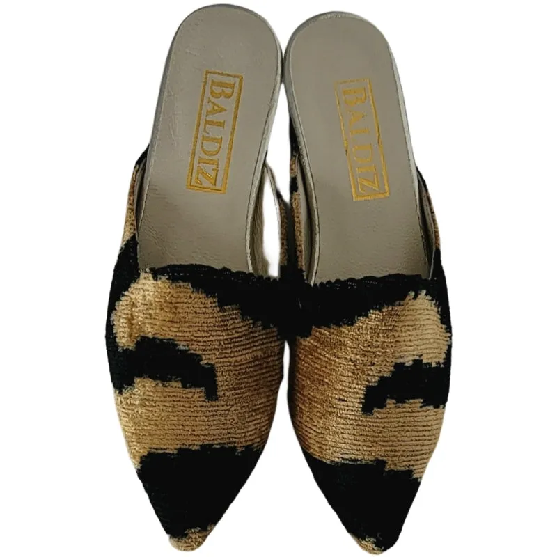 Animal Patterned Nora Slide