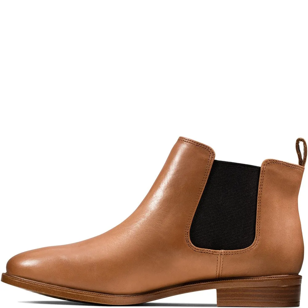 Clarks Taylor Shine Slip-on Boots