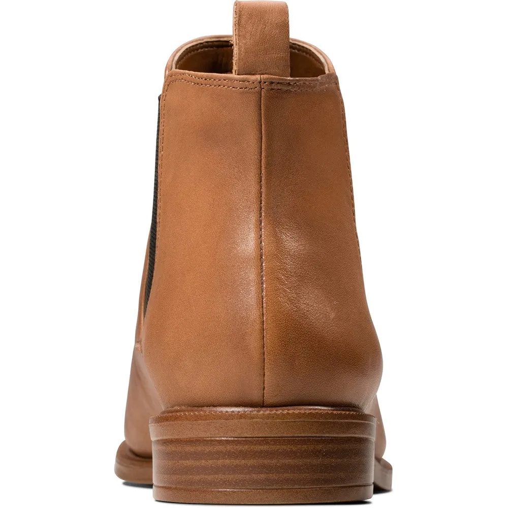 Clarks Taylor Shine Slip-on Boots