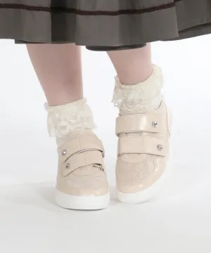 Lace Design Velcro Sneakers