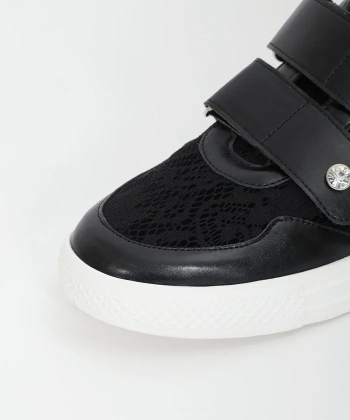 Lace Design Velcro Sneakers