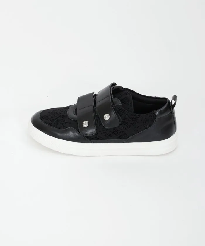 Lace Design Velcro Sneakers