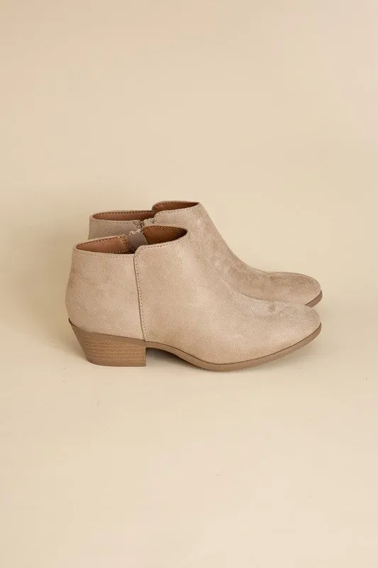 Mug Ankle Fashion Boots