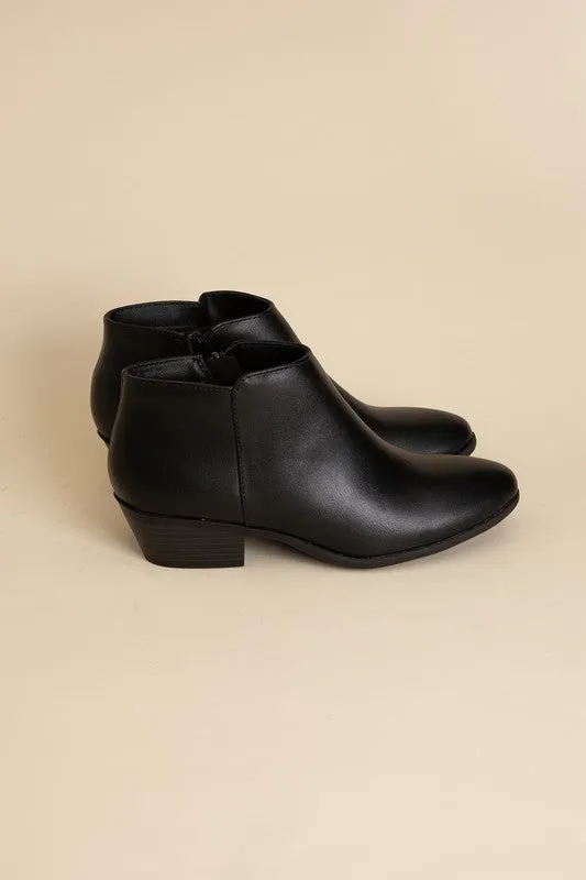 Mug Ankle Fashion Boots