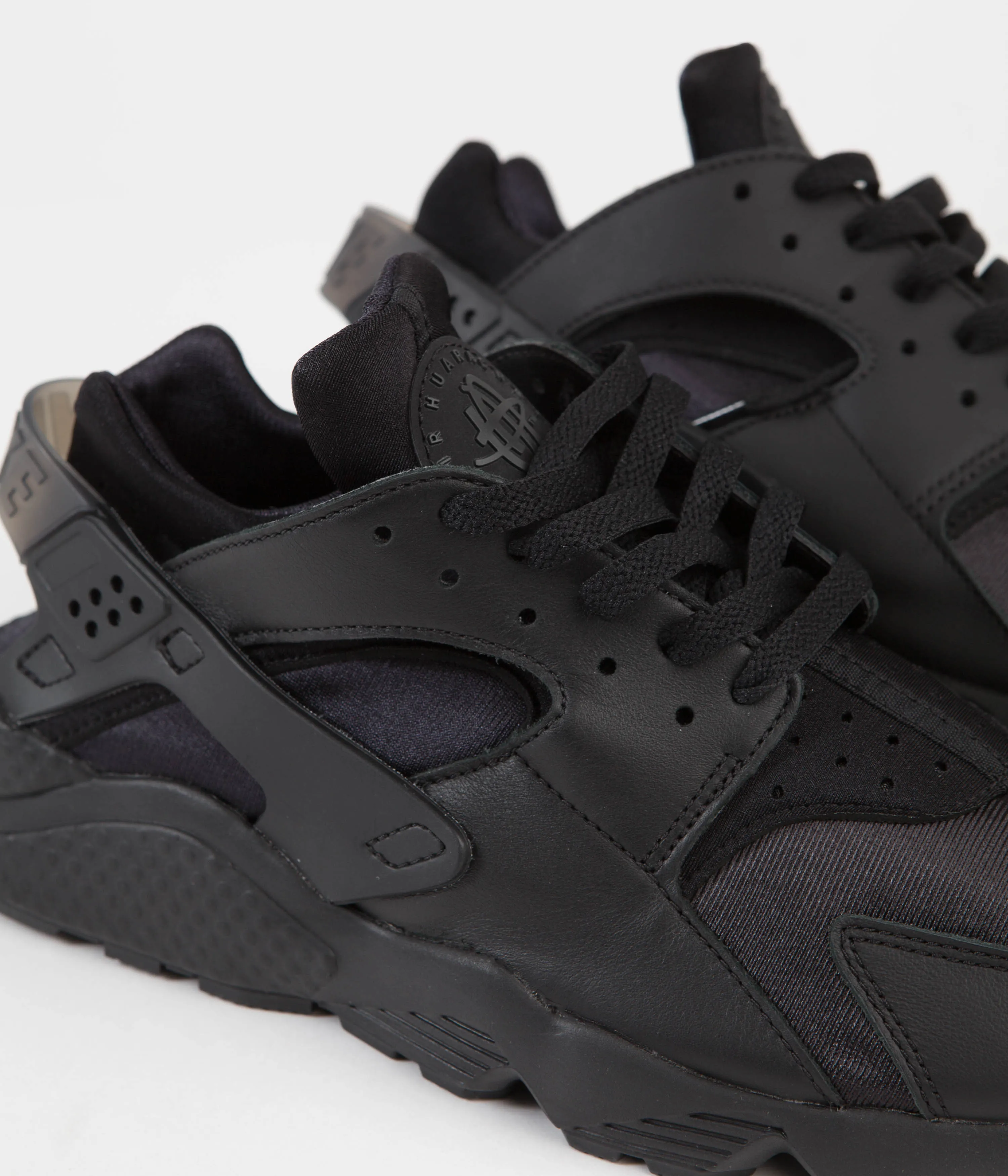 Nike Air Huarache Shoes - Black / Black - Anthracite