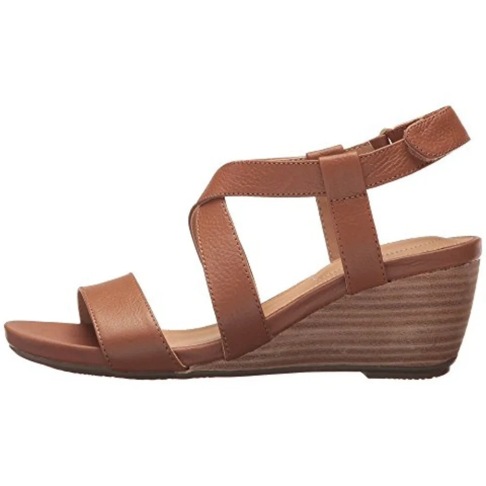 Payton Luggage Me Too Sandal