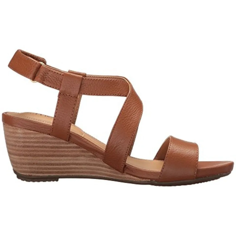 Payton Luggage Me Too Sandal