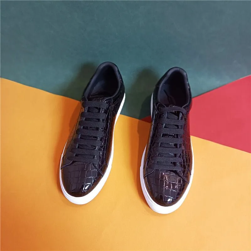 Veltique Crocodile Lace Sneakers