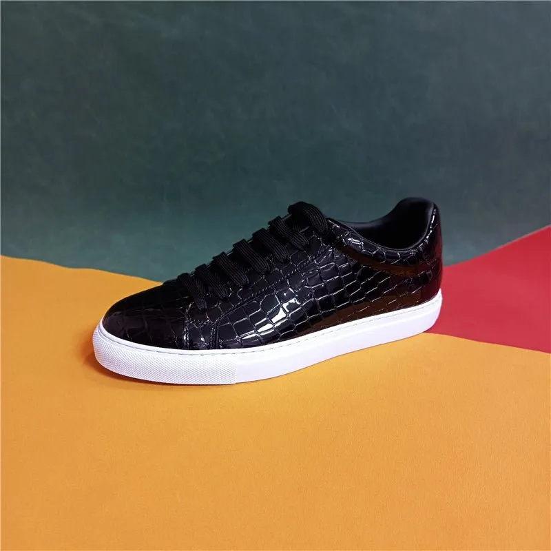 Veltique Crocodile Lace Sneakers